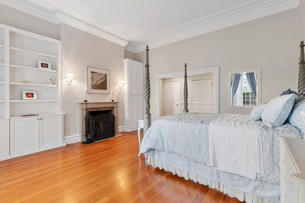228 Beacon St 1