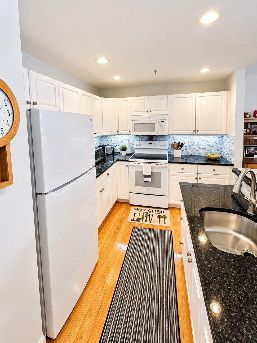 1 Whispering Brook Rd #1, Marlborough, MA Photo #6