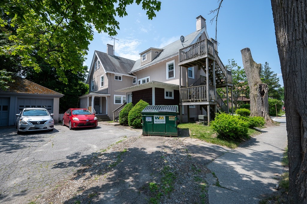 14-16 Dean St
