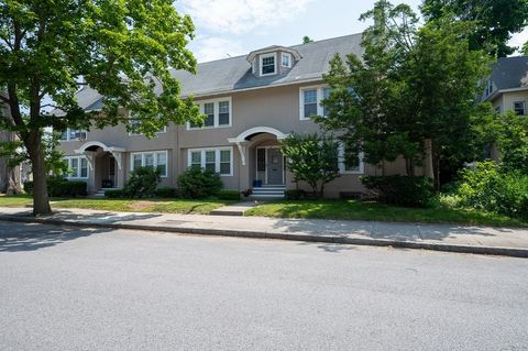 Photo of 14-16 Dean St, Worcester, MA 01609 (MLS # 73528051)
