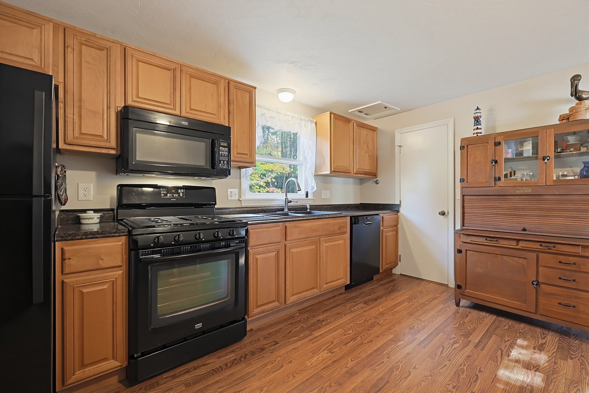 23 Buena Vista Dr #23, Franklin, MA, 23 Buena Vista Dr #23, Franklin, MA Photo #9