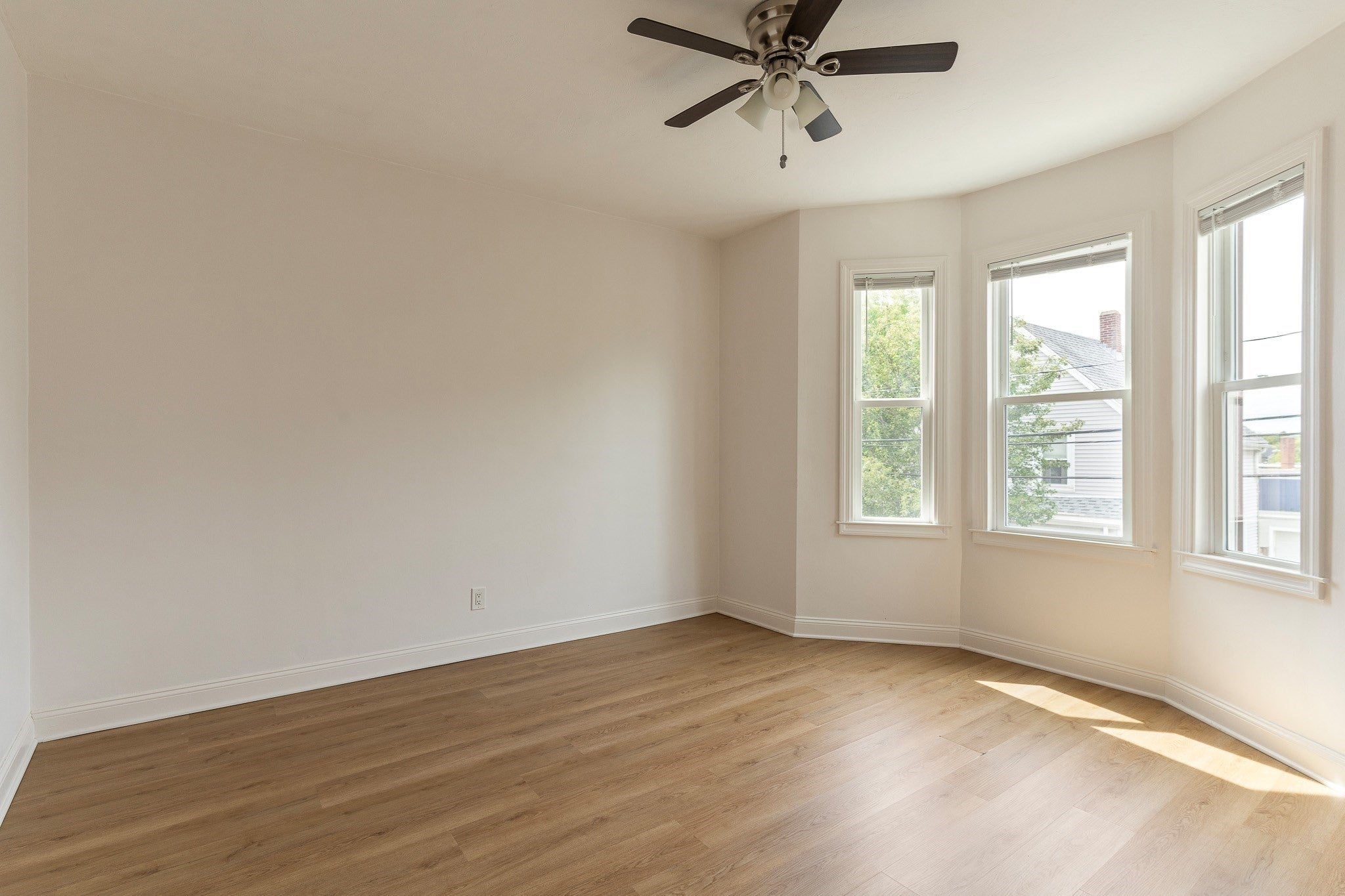 58 Hinckley St #3, Somerville, MA, 58 Hinckley St #3, Somerville, MA Photo #2