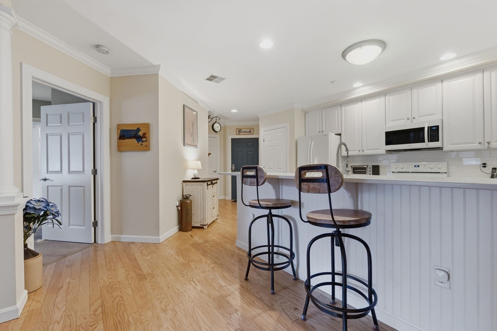 5 Woodman Way #107, Newburyport, MA Photo #4