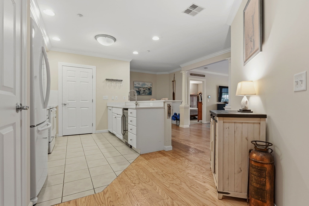 5 Woodman Way #107, Newburyport, MA Photo #6