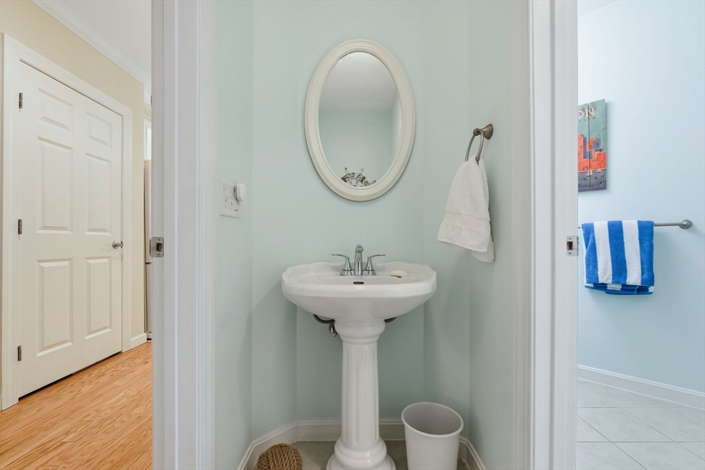 5 Woodman Way #107, Newburyport, MA Photo #17