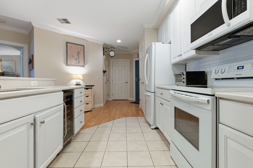 5 Woodman Way #107, Newburyport, MA Photo #20