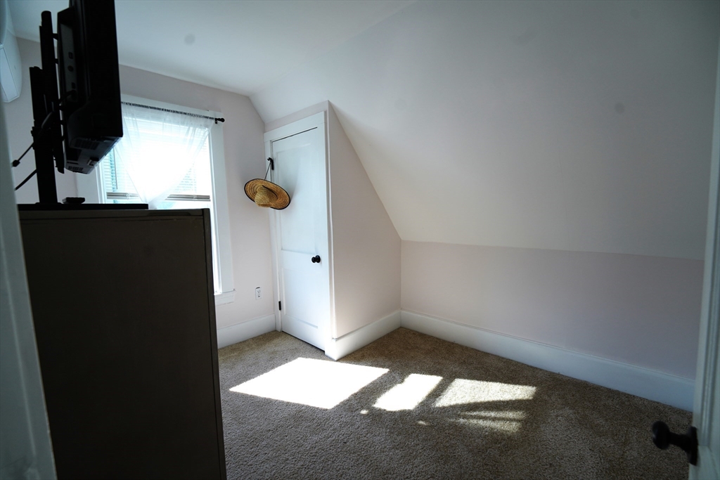 257 Lynnfield St, Lynn, MA Photo #10