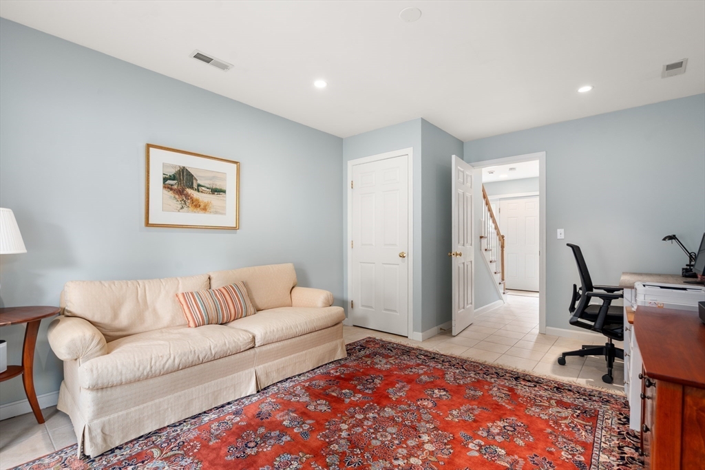 600 Trapelo Rd #8, Waltham, MA, 600 Trapelo Rd #8, Waltham, MA Photo #27
