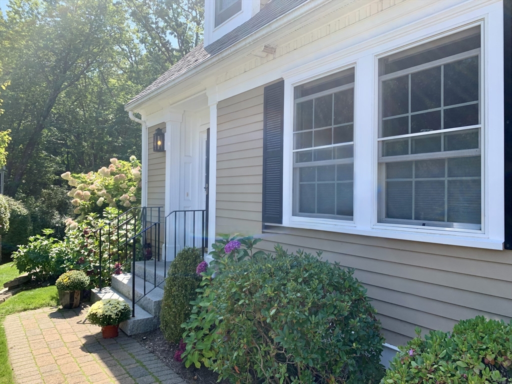 4 Derby Ln F