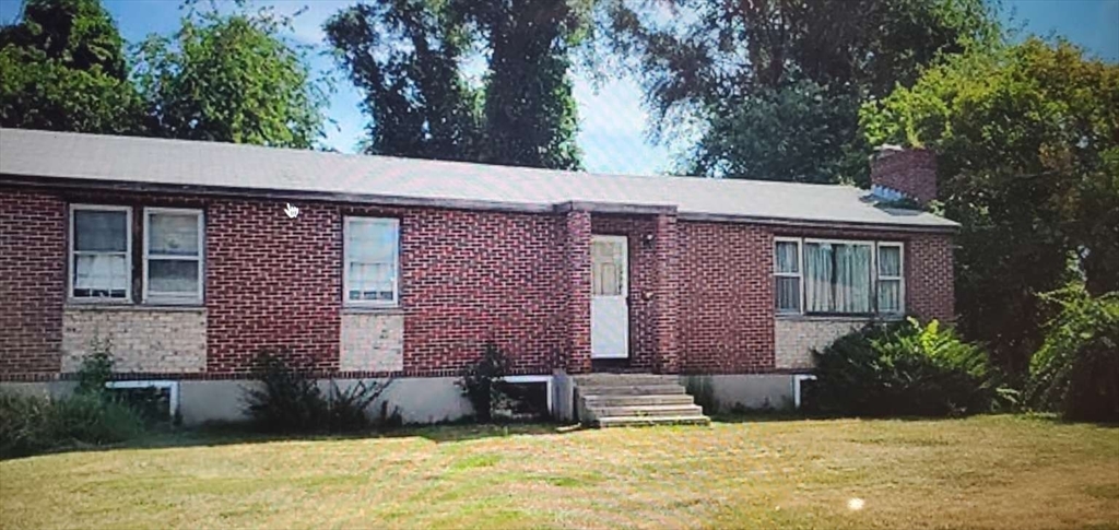 18 Myrick St