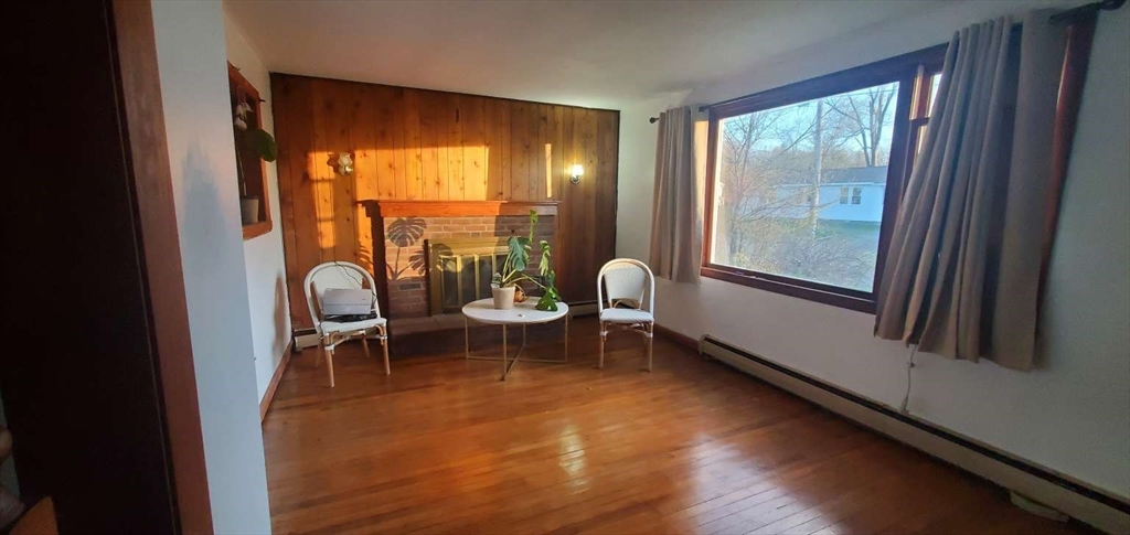 18 Myrick St