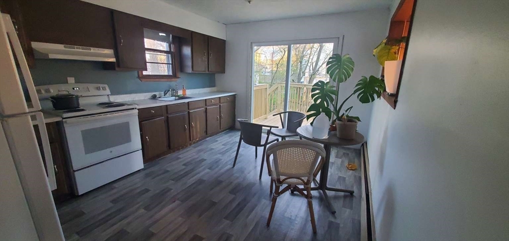 18 Myrick St