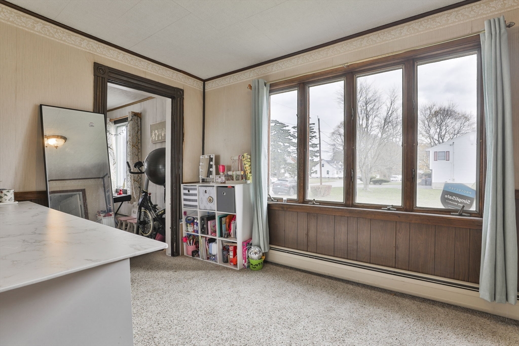 Methuen, Massachusetts 01844, United States, 3 Bedrooms Bedrooms, ,1 BathroomBathrooms,Residential,Active,244181