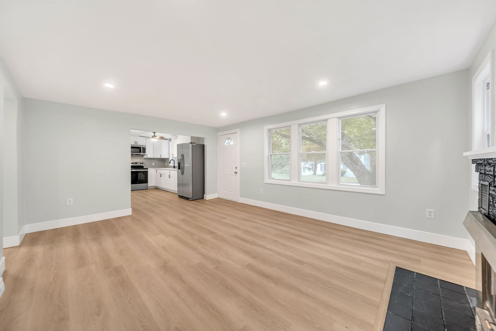 72 Leeds St, Worcester, MA Photo #11