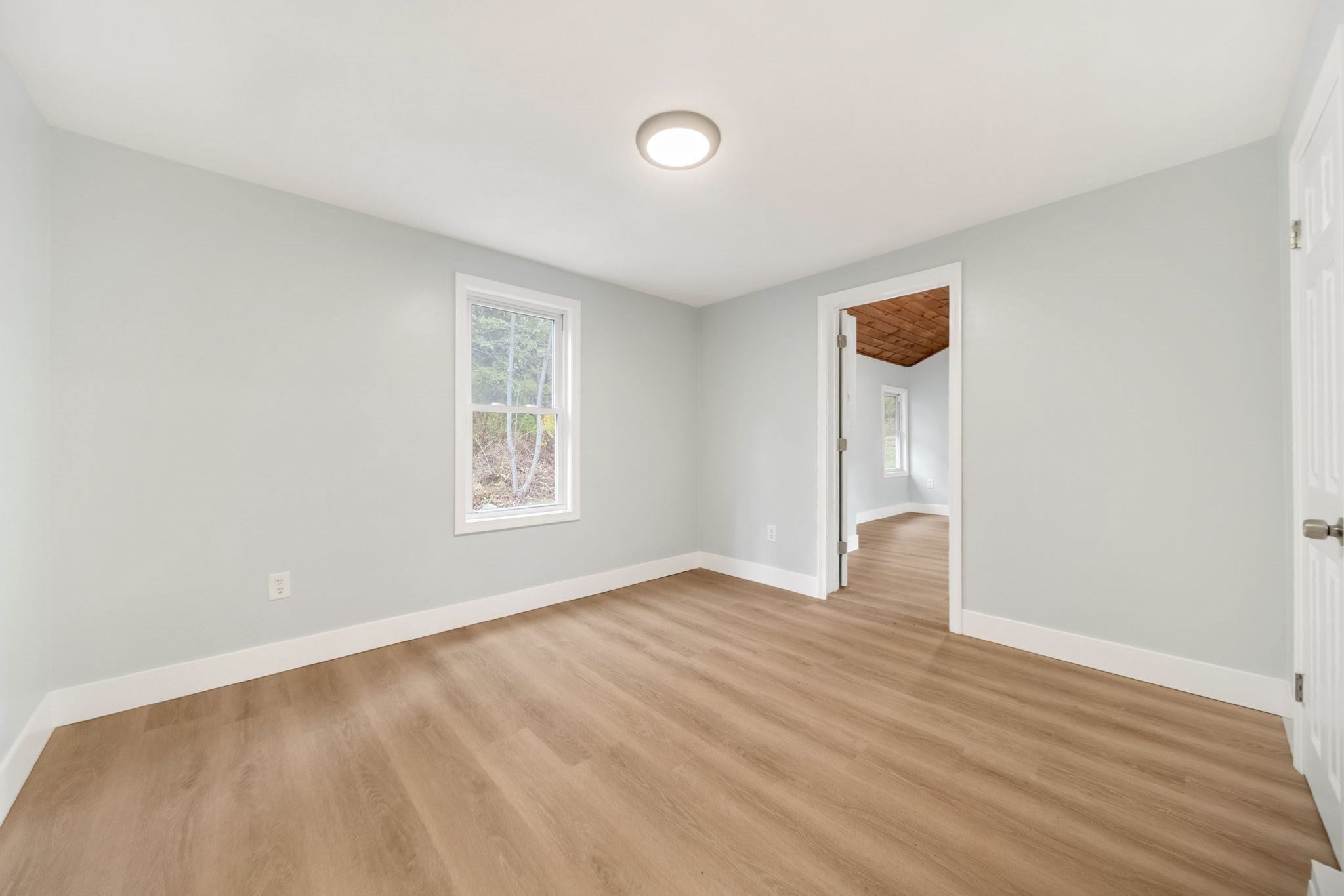 72 Leeds St, Worcester, MA Photo #24