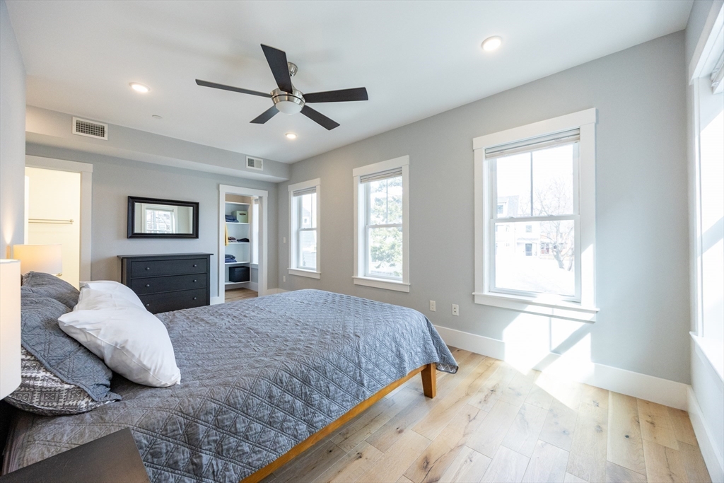 81 Conwell Ave #2, Somerville, MA Photo #26