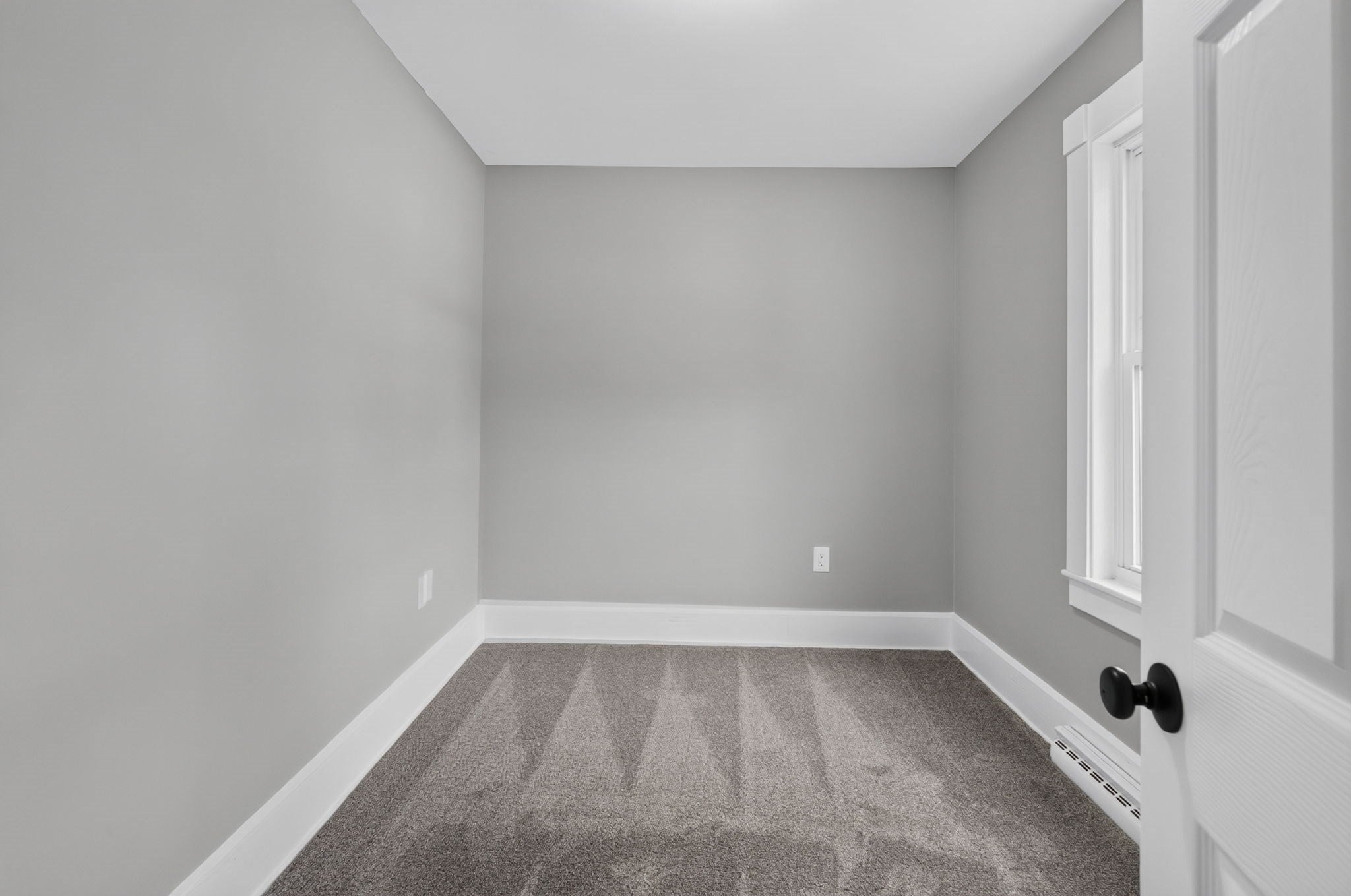 17 B St, Chelmsford, MA, 17 B St, Chelmsford, MA Photo #12