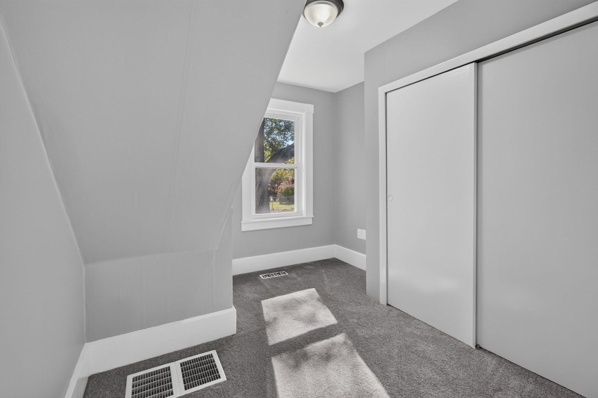 17 B St, Chelmsford, MA, 17 B St, Chelmsford, MA Photo #22