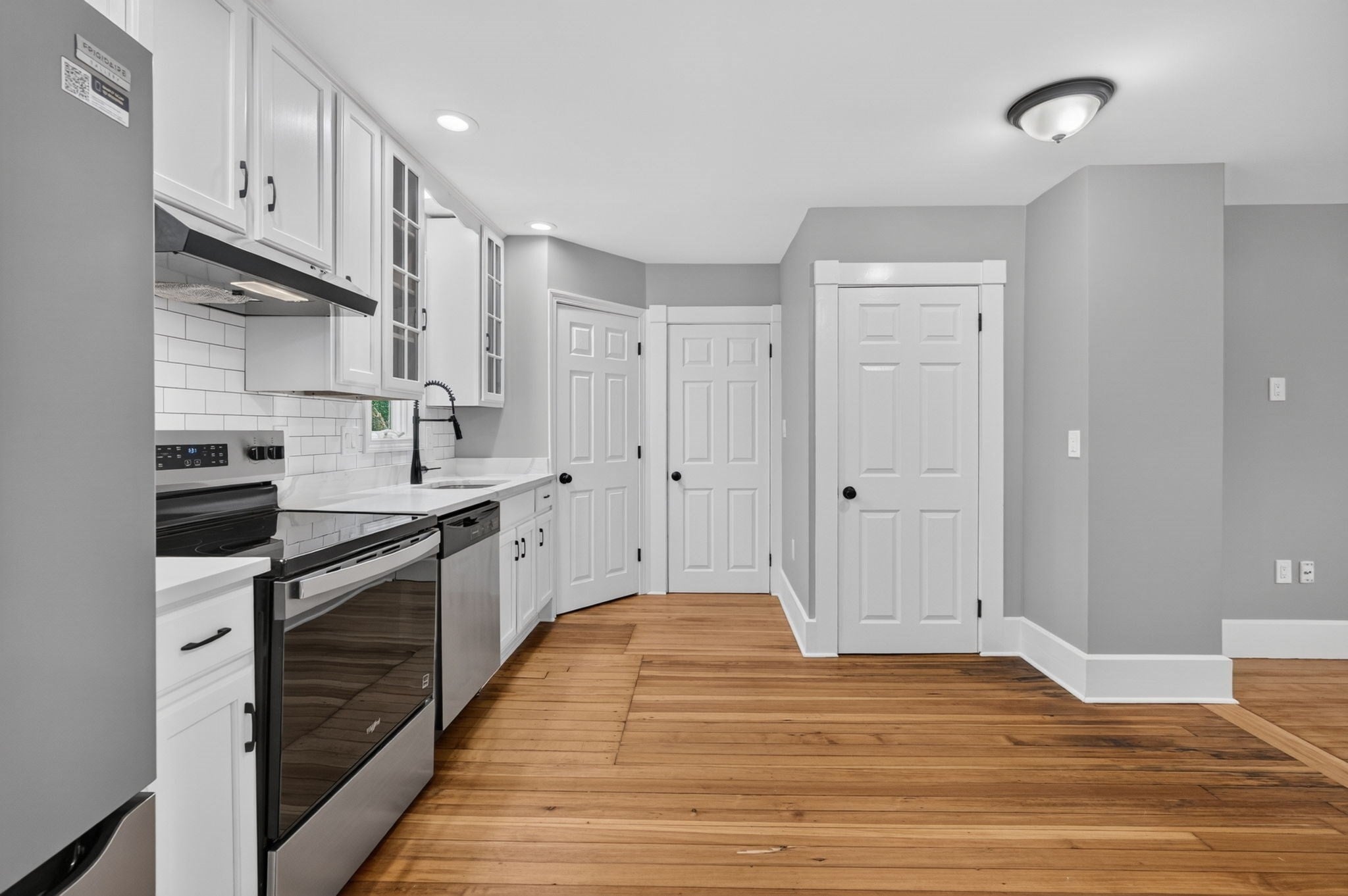 17 B St, Chelmsford, MA, 17 B St, Chelmsford, MA Photo #21