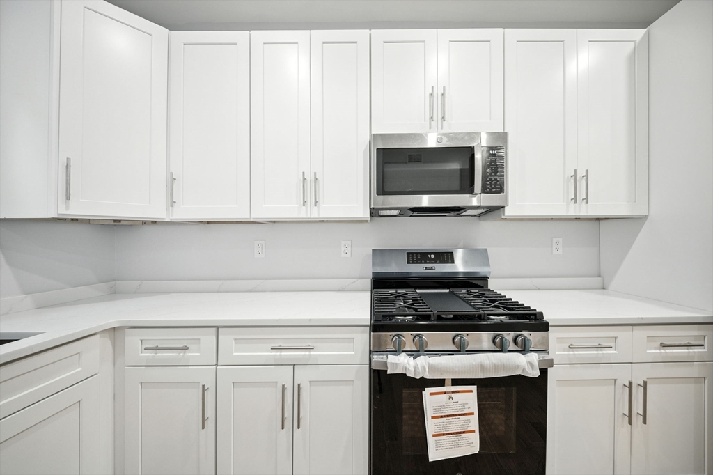 155 Welington Hill St. 3