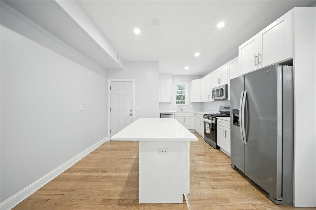 155 Welington Hill St. 3