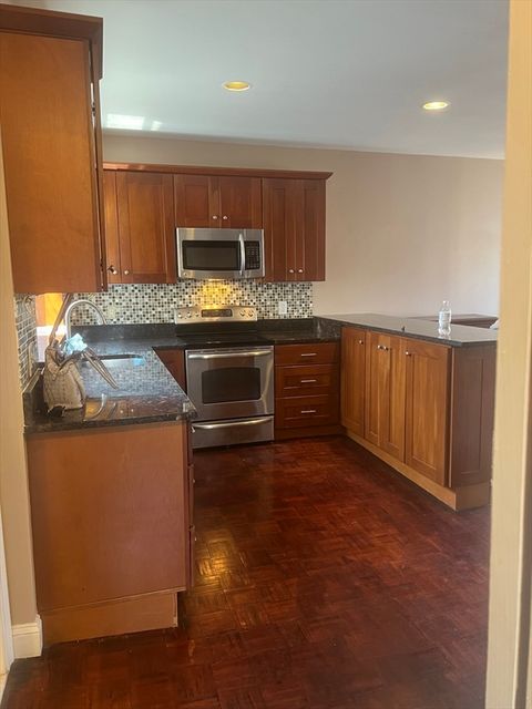 19 Salutation 52 Boston MA 02109