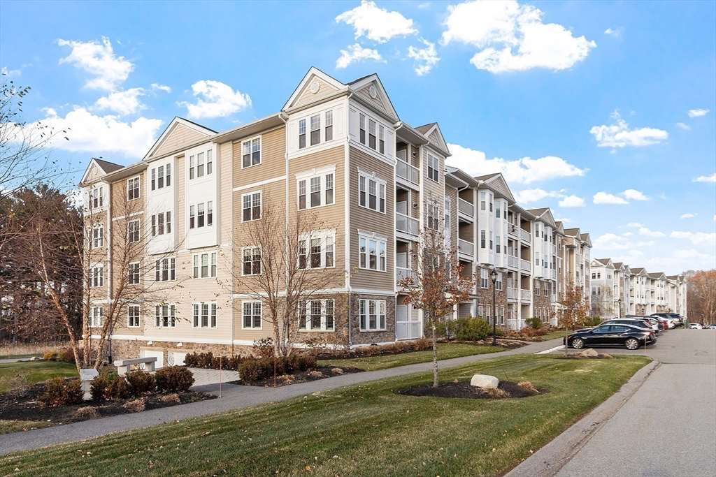 2 Francis Dr 301
