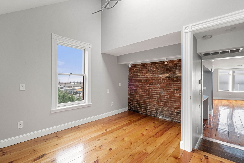 6 Brigham Street