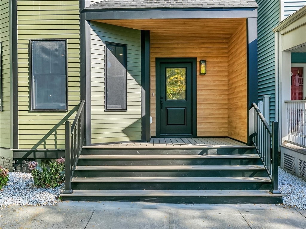 11 Palermo St