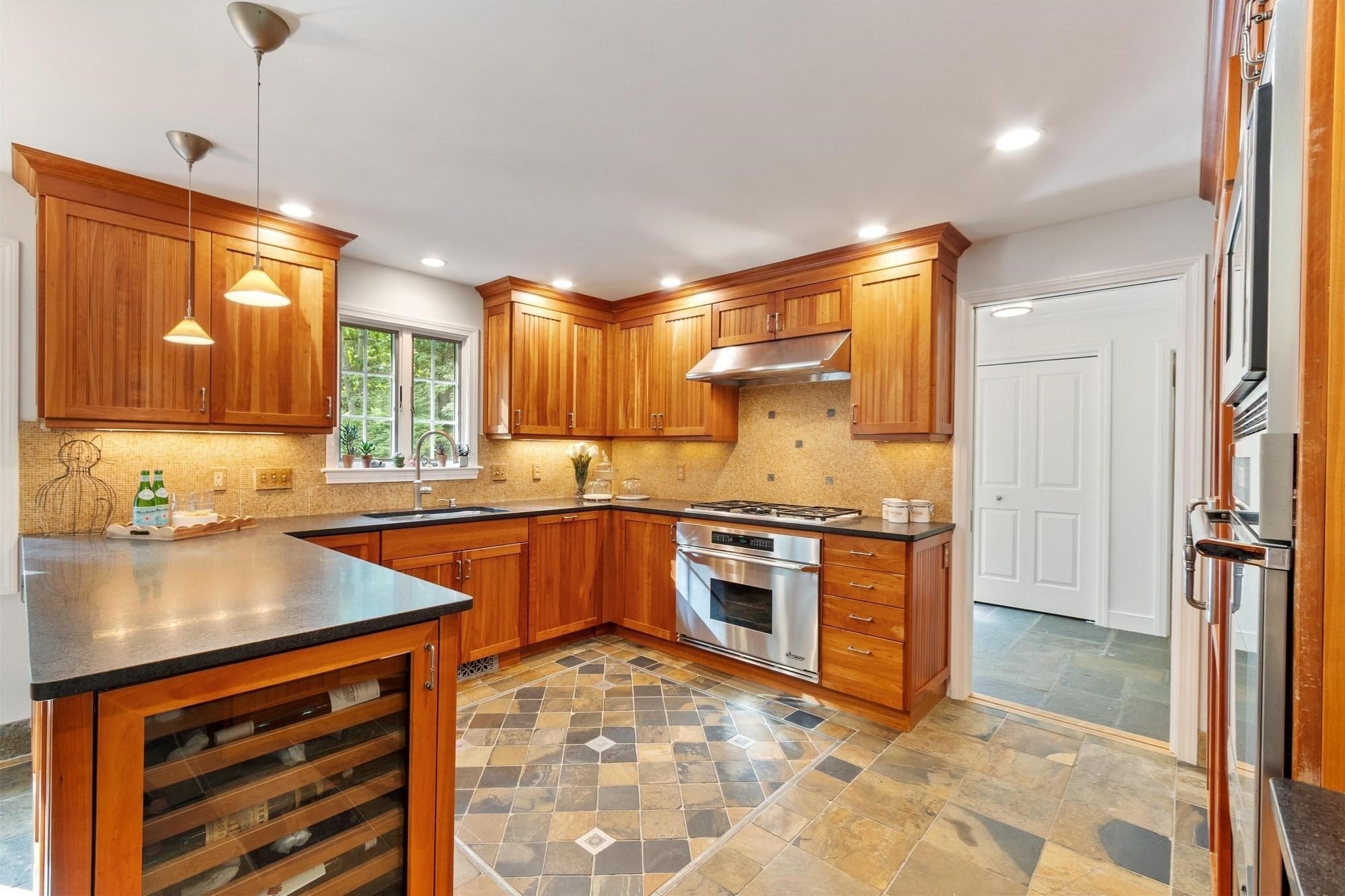 39 Rollingwood Ln, Concord, MA, 39 Rollingwood Ln, Concord, MA Photo #9
