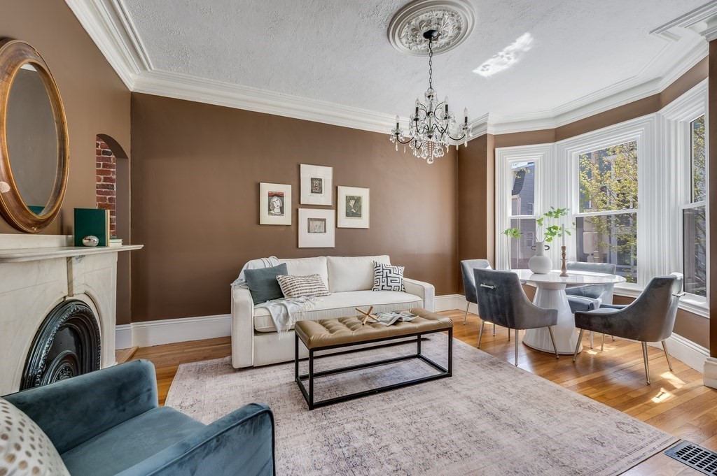 Photo of 582 E 7th St, Boston, MA
