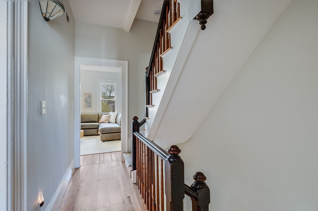 582 E 7th St, Boston, MA Photo #17
