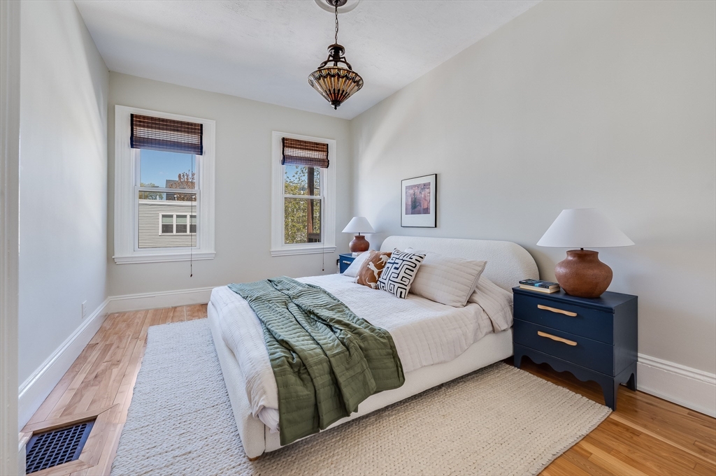 582 E 7th St, Boston, MA Photo #19