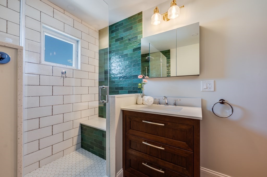 582 E 7th St, Boston, MA Photo #31