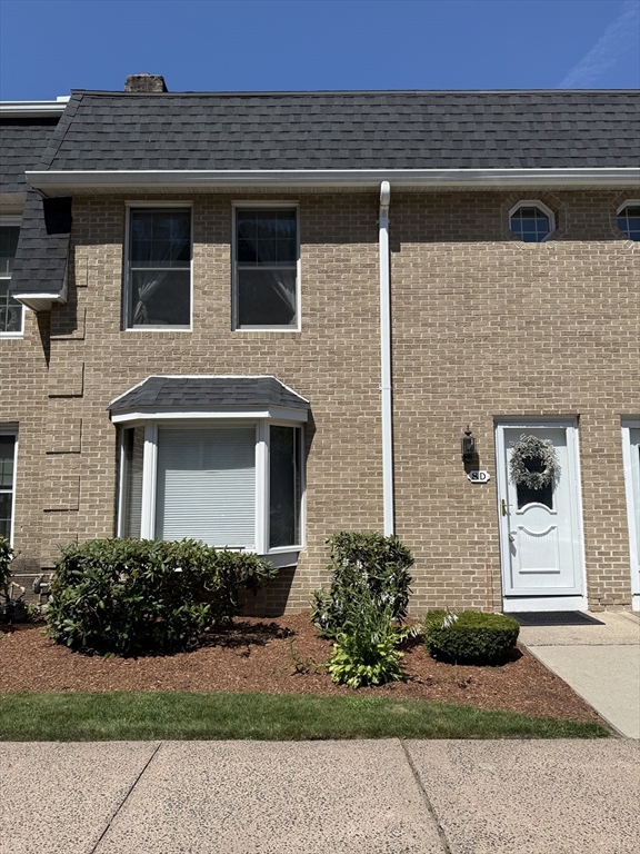 8 Mansion Woods Dr D