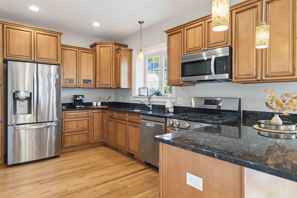28 Zain Cir #28, Milford, MA Photo #16