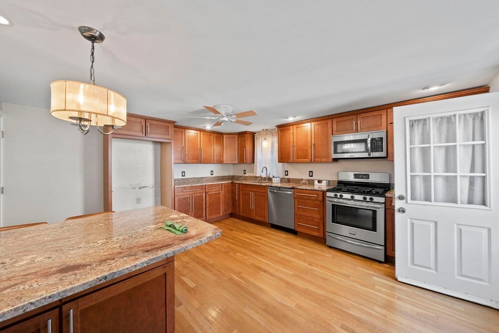 124 S River St, Marshfield, MA, 124 S River St, Marshfield, MA Photo #7