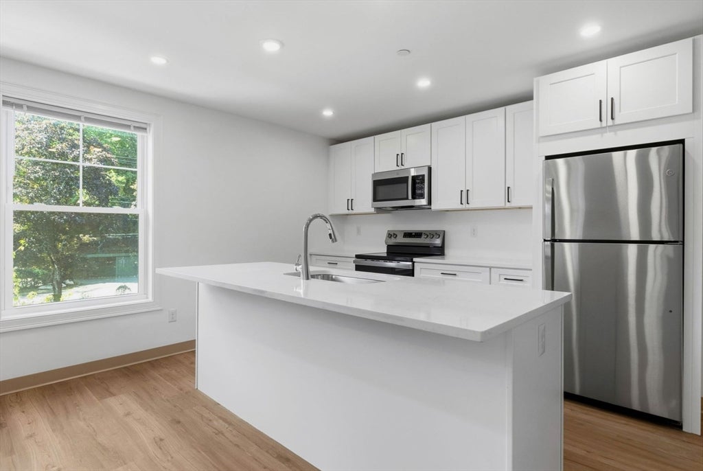 Photo of 26 Union St, Natick, MA