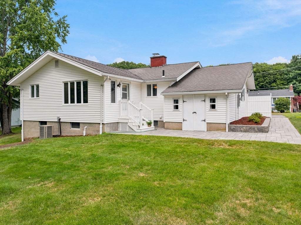 19 Champlain Dr, Hudson, MA, 19 Champlain Dr, Hudson, MA Photo #4