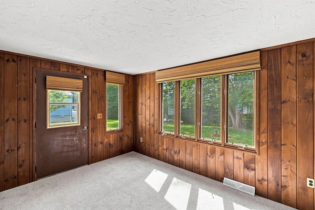 19 Champlain Dr, Hudson, MA, 19 Champlain Dr, Hudson, MA Photo #14