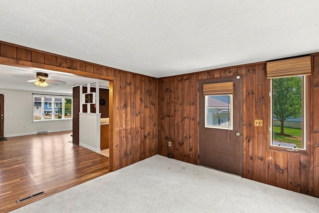 19 Champlain Dr, Hudson, MA, 19 Champlain Dr, Hudson, MA Photo #13