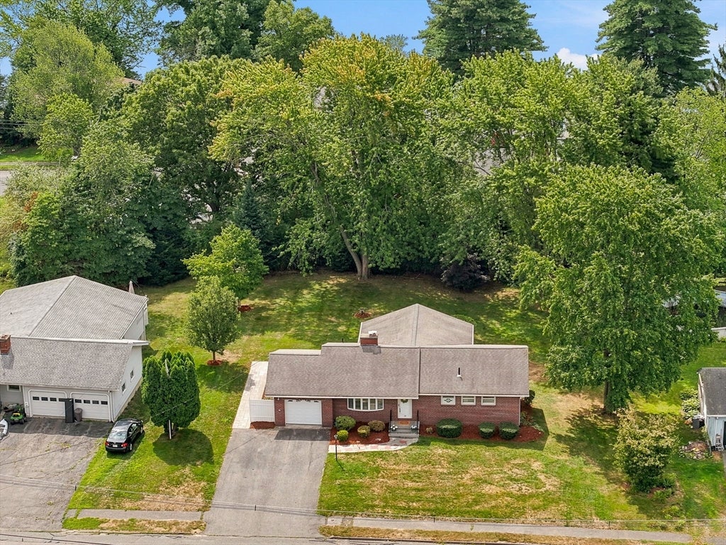 19 Champlain Dr, Hudson, MA, 19 Champlain Dr, Hudson, MA Photo #28