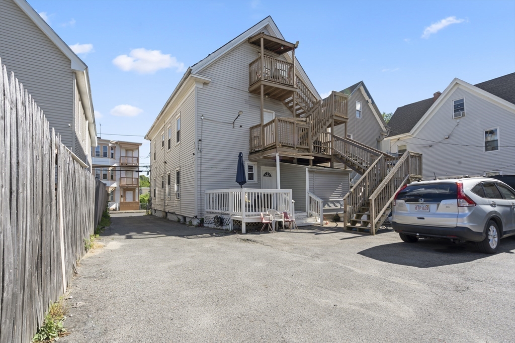 95 Myrtle St