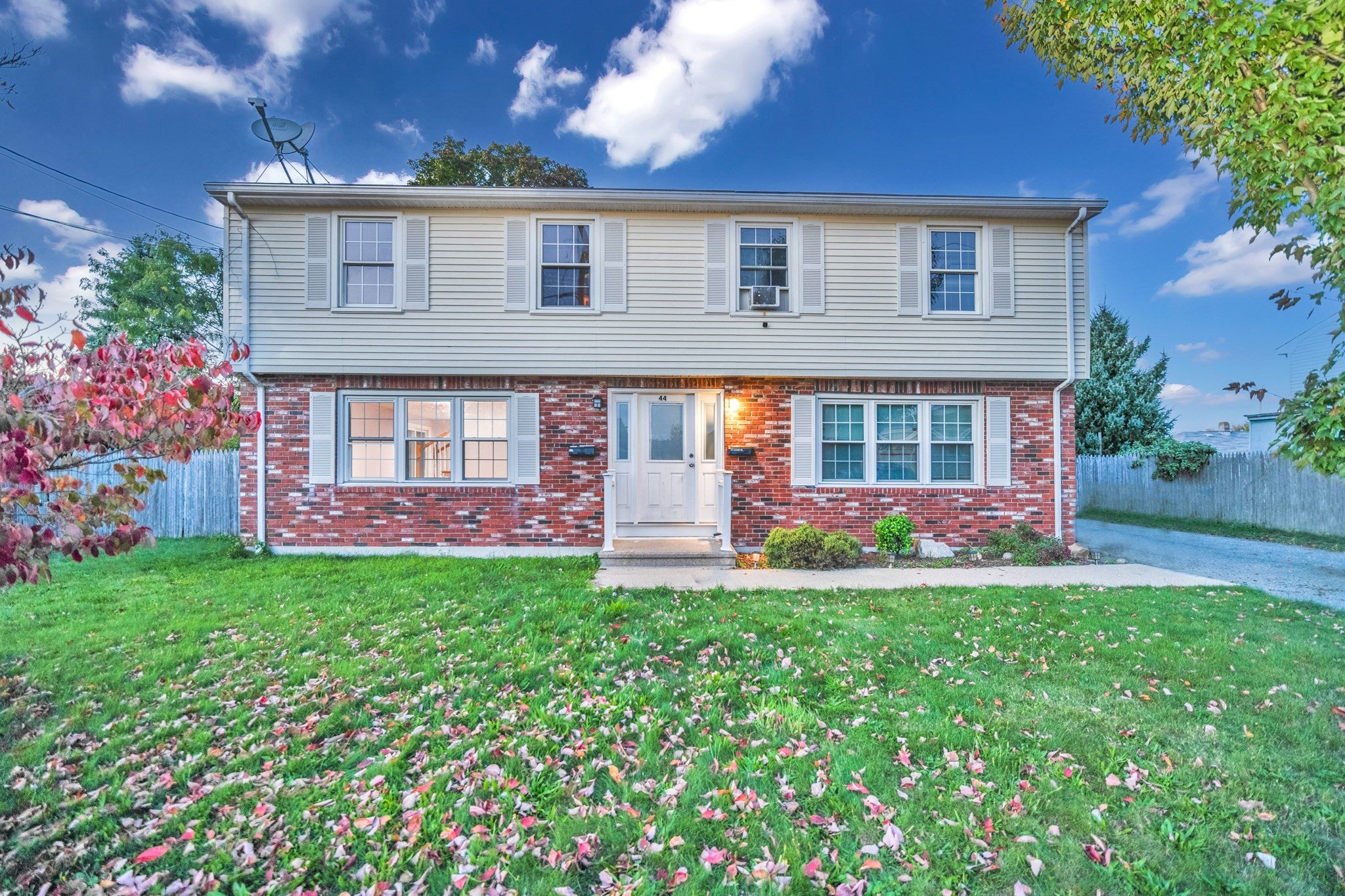 44 Russel St #E, Fall River, MA, 44 Russel St #E, Fall River, MA Photo #1
