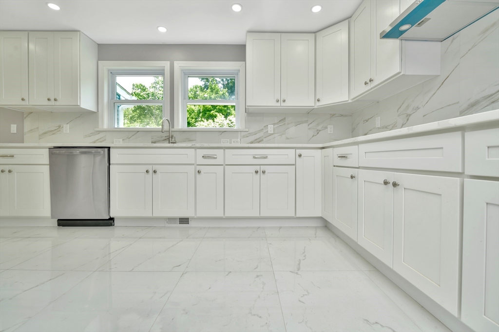87 Summer St