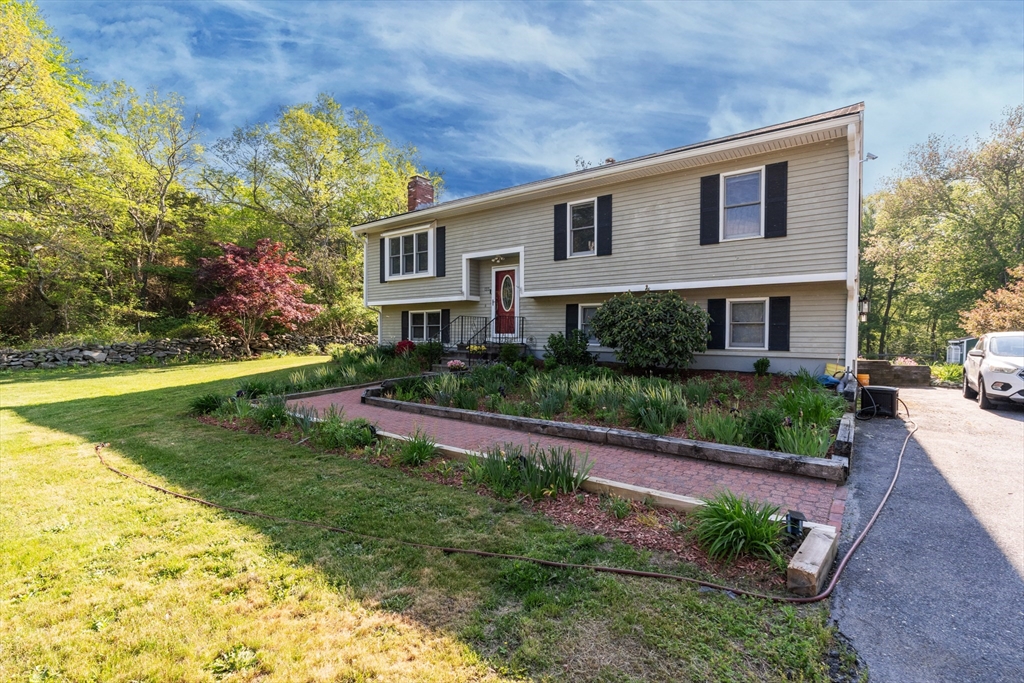 133 S Main St
