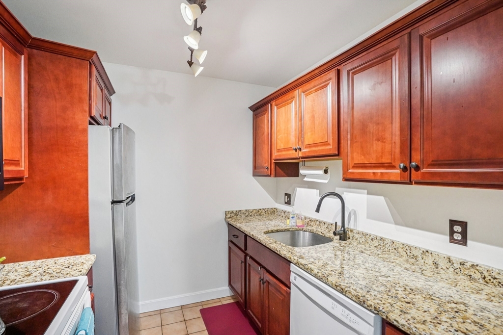 35 Desmoines Road 209