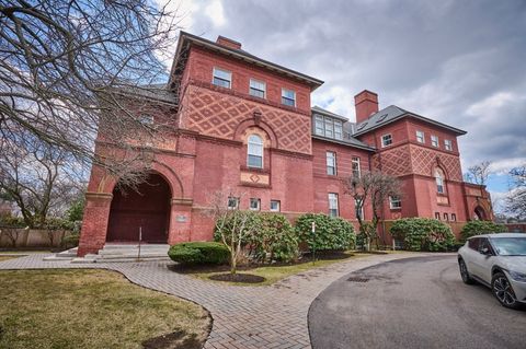 72 Lincoln St 10 Newton MA 02461