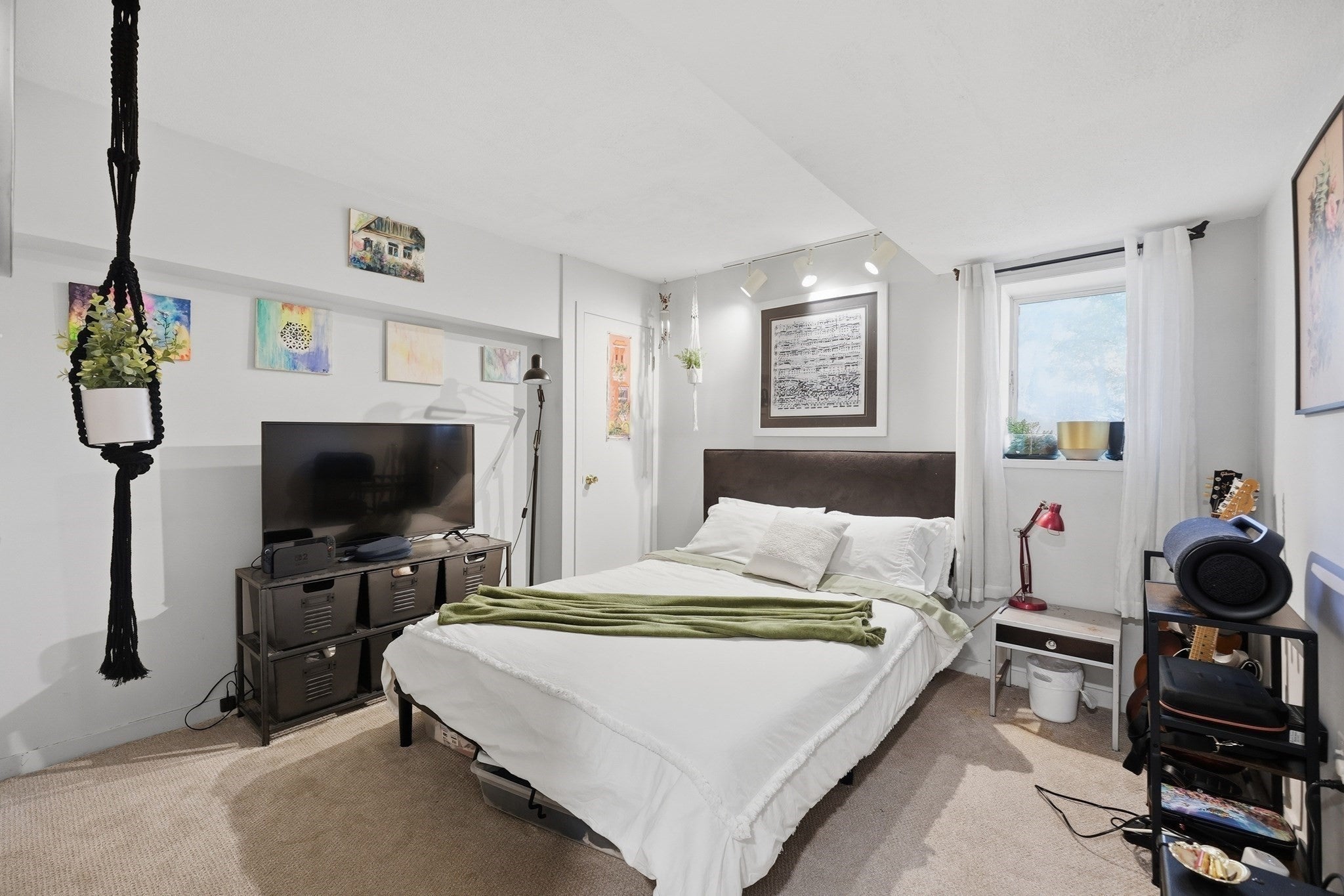 11 Forest Hill Dr, Worcester, MA, 11 Forest Hill Dr, Worcester, MA Photo #22