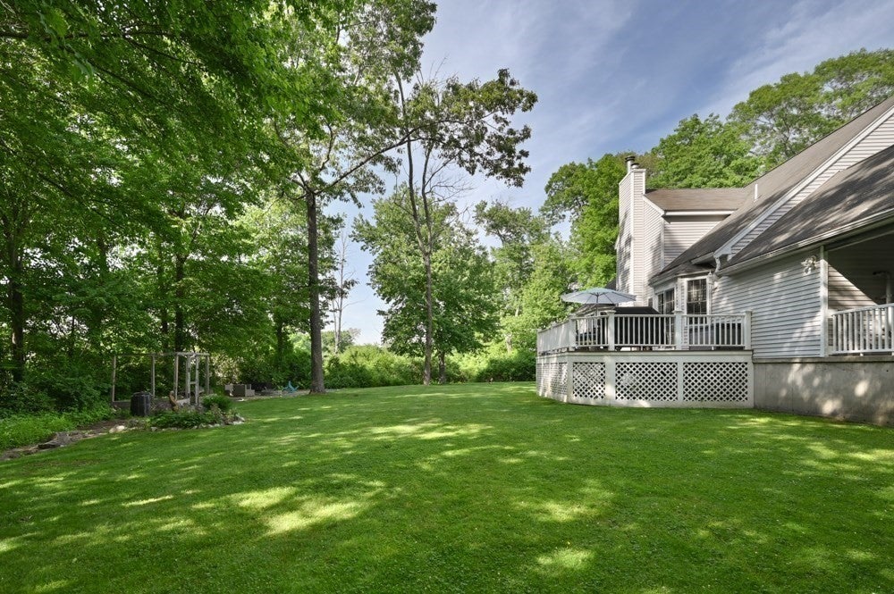10 Valley Rd, Danvers, MA Photo #38